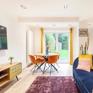 https://cozy-apartment-in-brussels.brusselshotelsbook.com